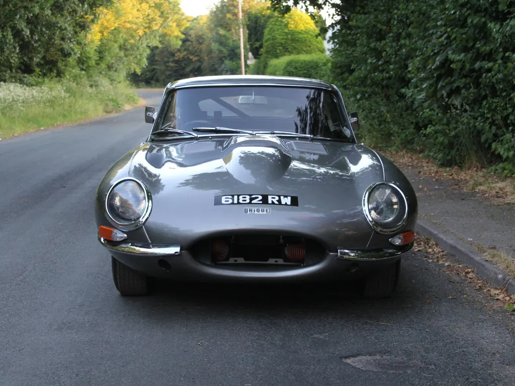 Jaguar e type series 1 3.8 fhc fia race car tmgaphuaamlgbsuetlp f