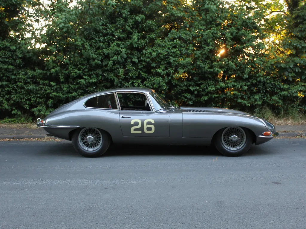 Jaguar e type series 1 3.8 fhc fia race car yhtcwwezu65kntbfxcnz2