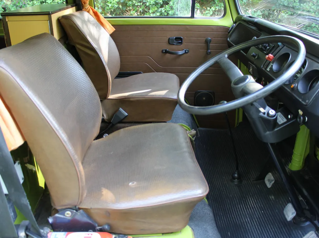 Volkswagen 52 bay window dwvzqpmiaua199mjo3mnc