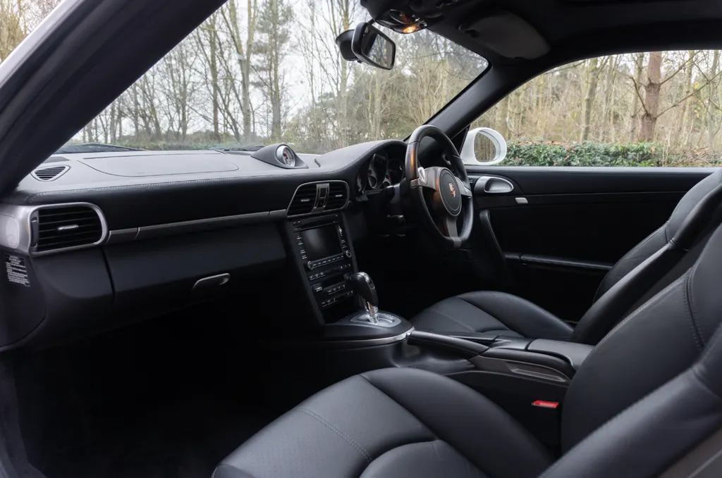 Porsche 911 997 carrera 4s gen 2 pdk ijk3mhwpfiug7du3eswsi