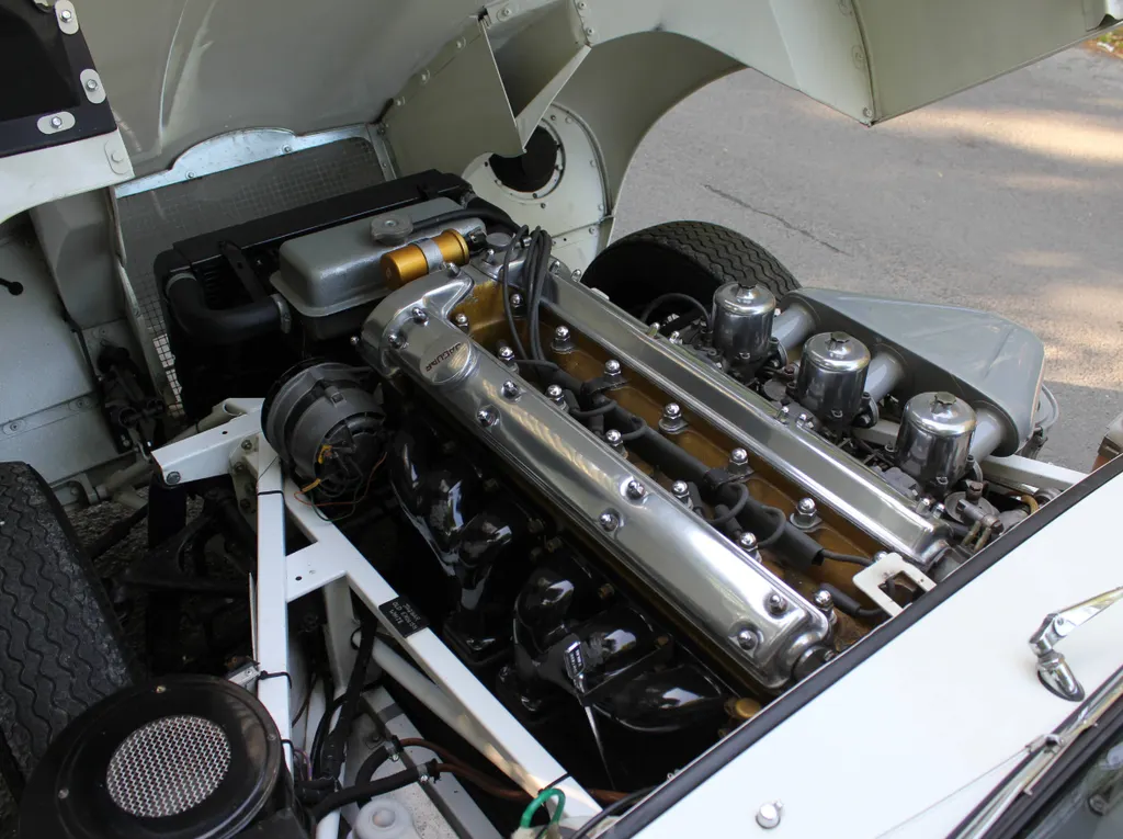 Jaguar e type hjwkl itlsg3fk0qg0ypb