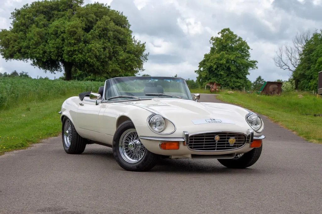 Jaguar e type 05isct6 yc3f0hcmtkatp