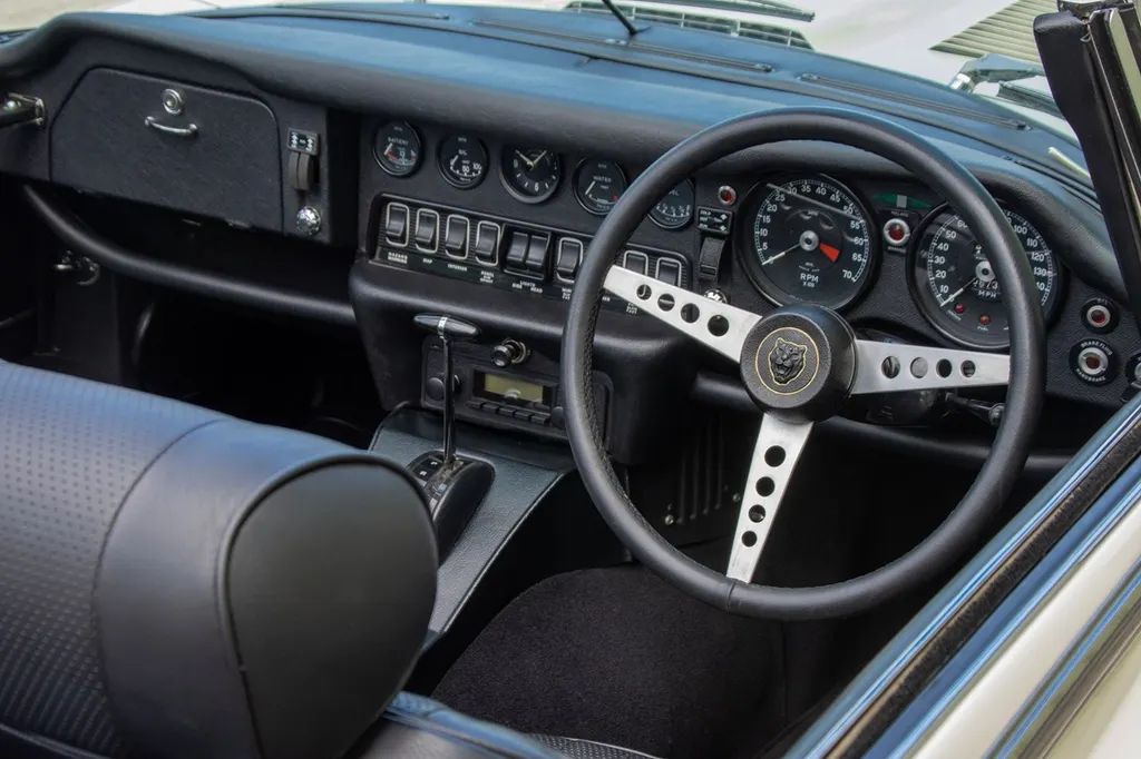 Jaguar e type 5dh2rtwsxlsdr1skehqfd