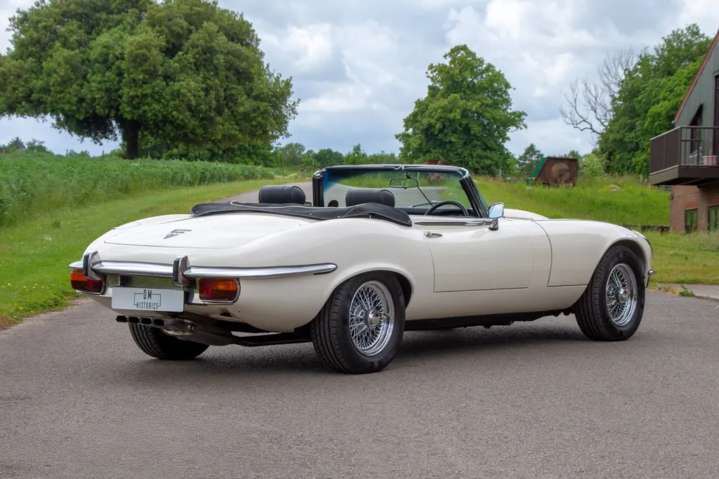 Jaguar e type bvcezugtt0 dwev5u7fl9