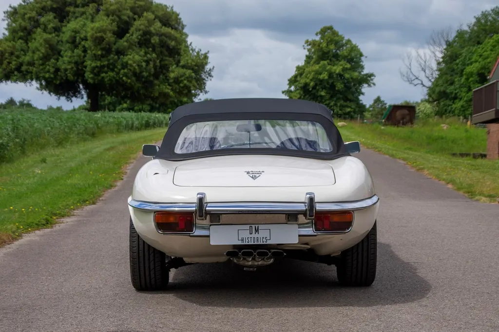 Jaguar e type y41yynhn7xoj2izvsre7a