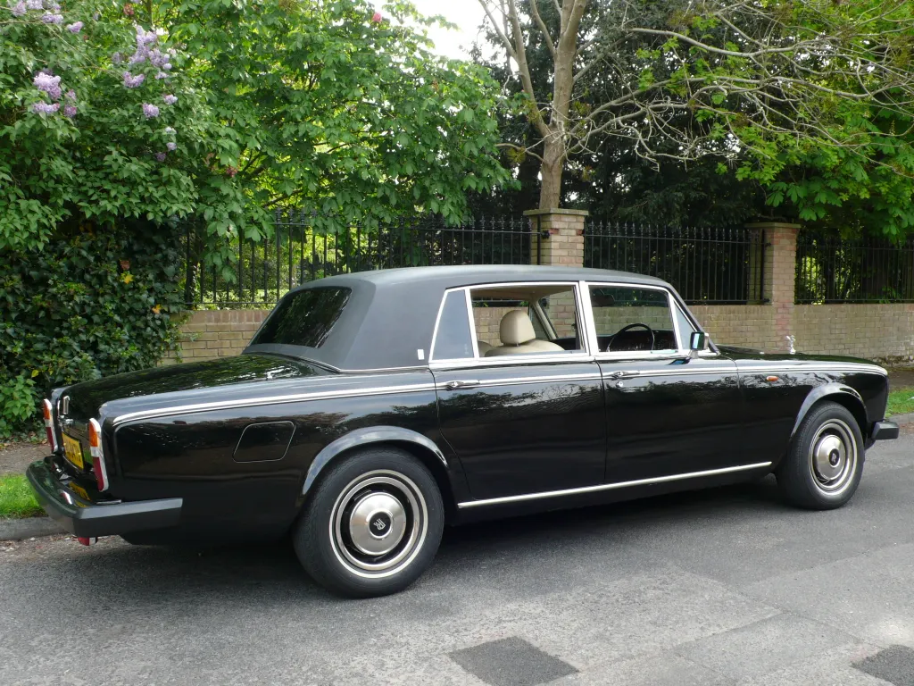 Rolls royce silver wraith 11  d2zykch4jy3dl3bs1wjp