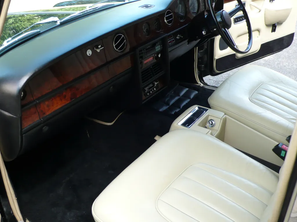 Rolls royce silver wraith 11 pxheb6f9v1m3ljdjdcyng