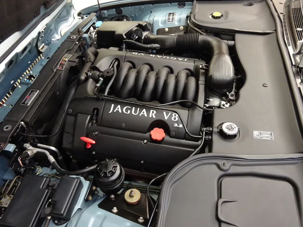 Jaguar v8 xj series iukxwifbmulm uobpznyb