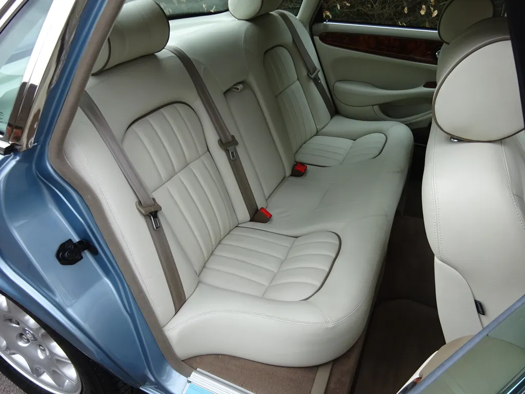 Jaguar v8 xj series r3dsievrbrenmgsrpwusb
