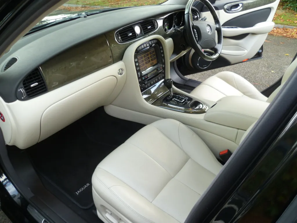 Jaguar x 350 xj8 9f4ilznpj0r9ymslltixy