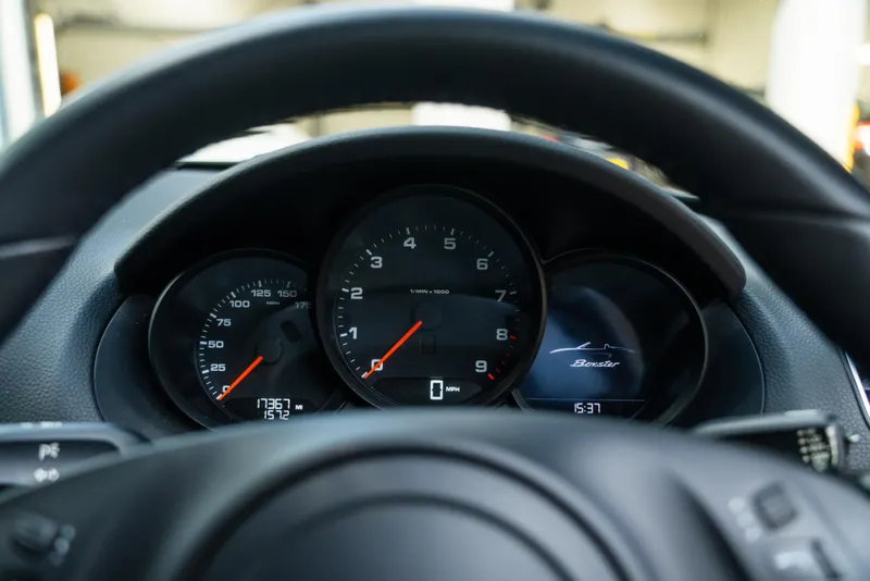 Porsche boxster yq7cuy5usjimzbjqixn5h