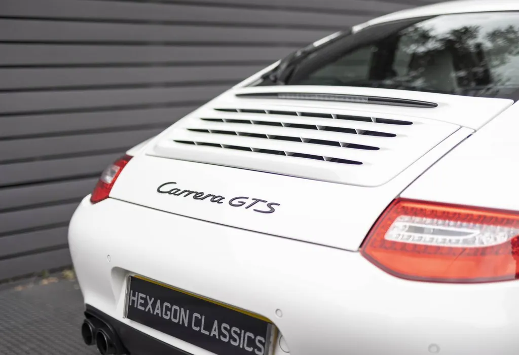 Porsche 911 997.2 carrera gts  5mfyf29aaefhos0edhz81