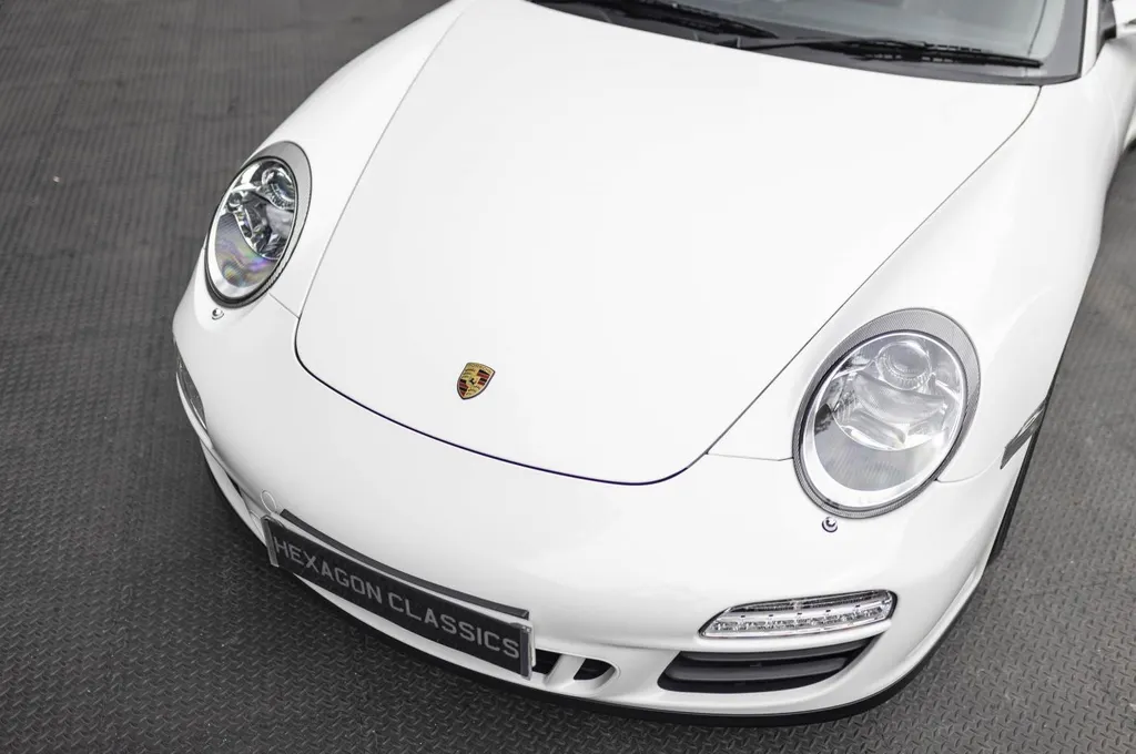 Porsche 911 997.2 carrera gts  jidwbbubrwbiq4 lwyjmr