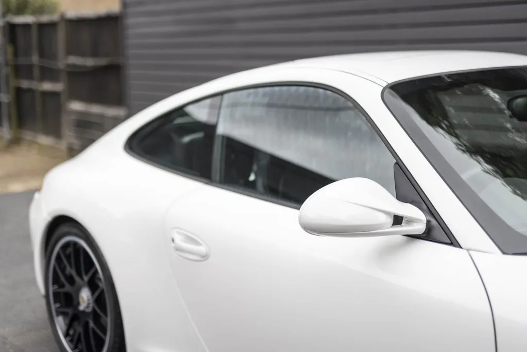 Porsche 911 997.2 carrera gts  os0vw0cuxyh26yvvjzatm