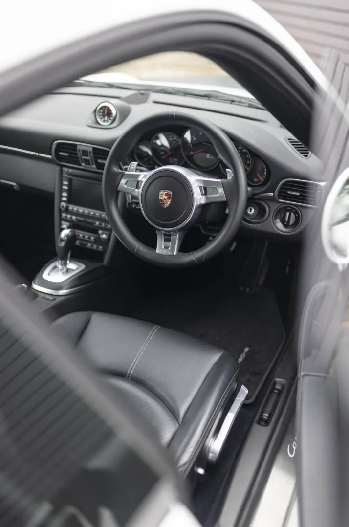 Porsche 911 997.2 carrera gts  obwxu9exlbocanhvhdvgp