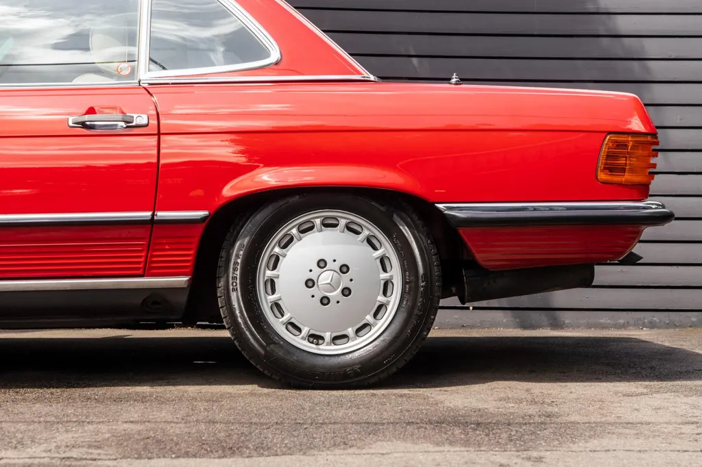 Mercedes benz 300sl 6gxoff oyn7jt27uloo8t