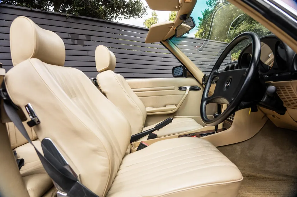 Mercedes benz 300sl znujo1bujcqfn20q2boey