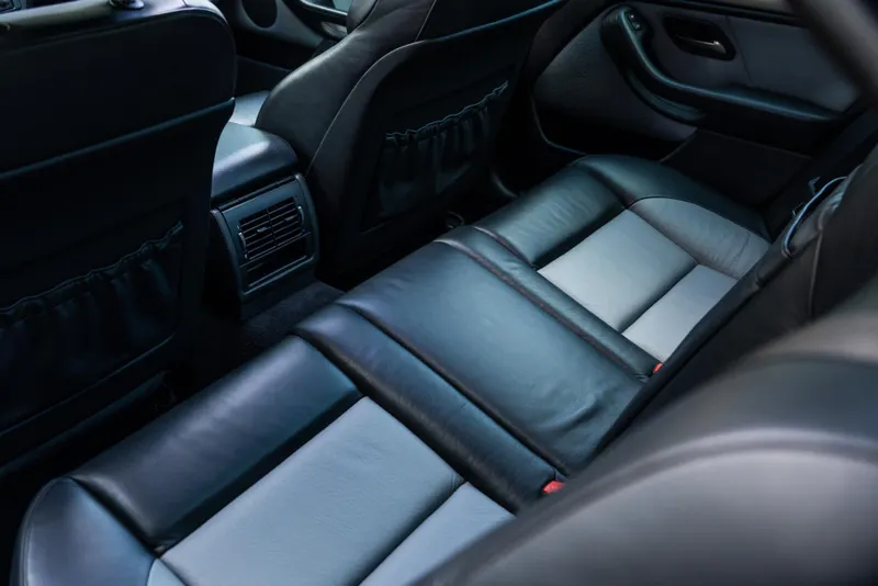 Bmw m5 0eod3bmiryr16bv4g1av3