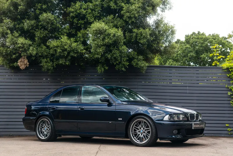 Bmw m5 6rervkqaqr nmshio txx