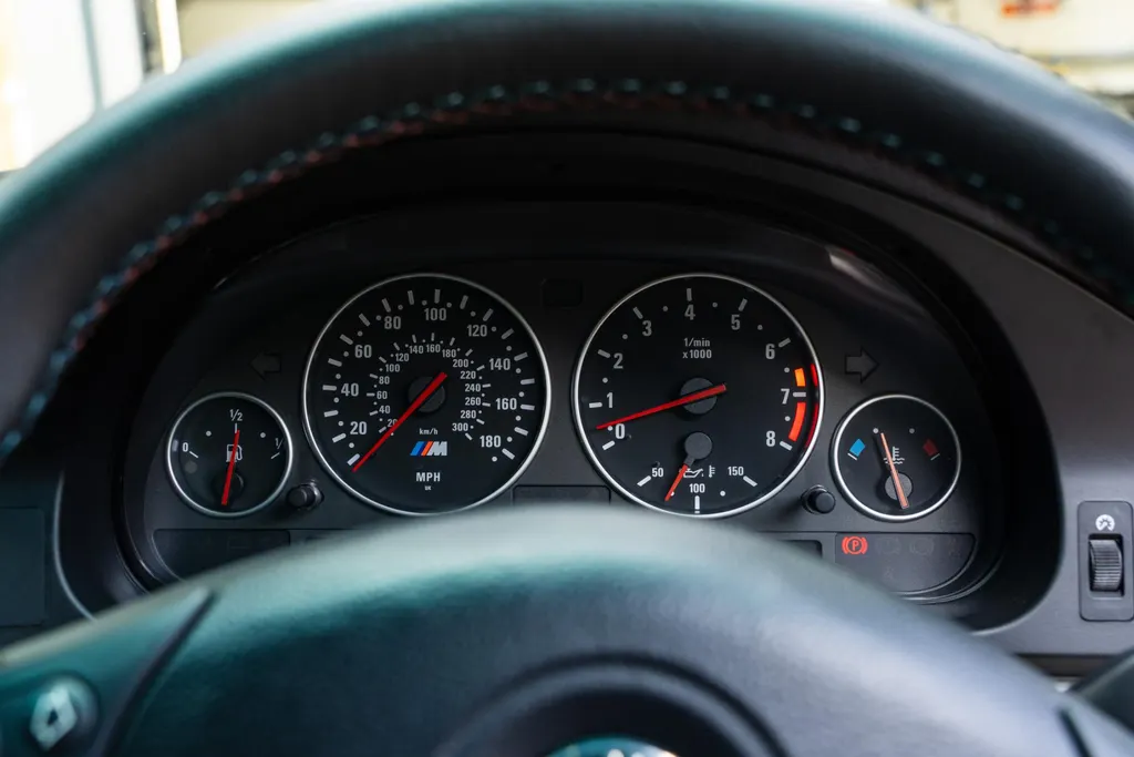 Bmw m5  tm aw9bbpsnstuhhug1r