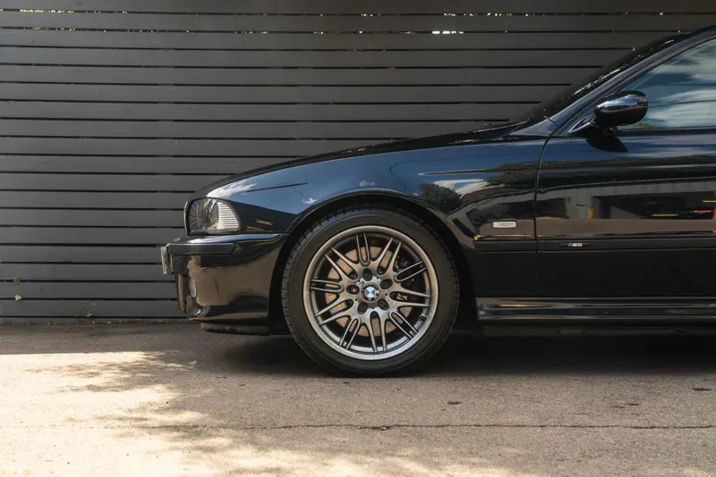 Bmw m5 gbebgzalatxueihwihpcx