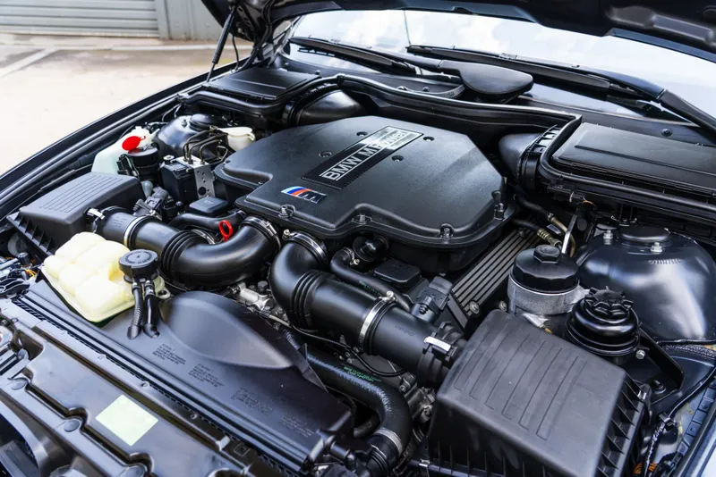 Bmw m5 i2qr36gfdsuvjxmhajzui