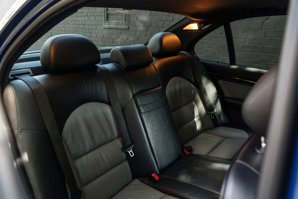 Bmw m5 bw71pku5xfhoeg1o bo8w