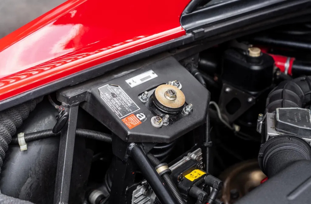 Ferrari 348 pmxg u6qp0qw19litwnpp