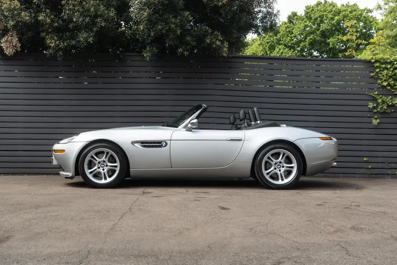 Bmw z8 3ltq45tlka7zcvwaksk4o