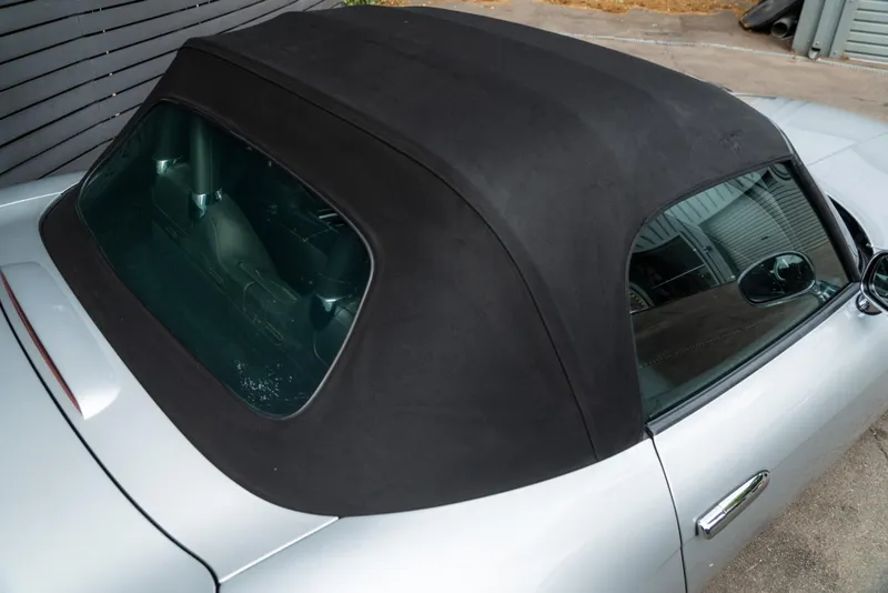 Bmw z8 br8xux74gs1gjnhr eqs4