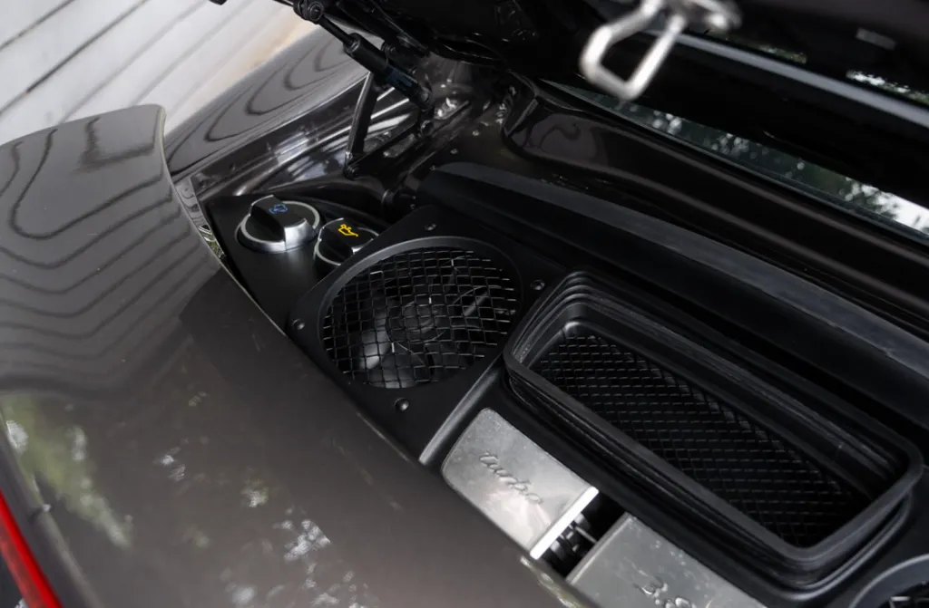Porsche 911 turbo ttia8yfe9acxic3b82fim