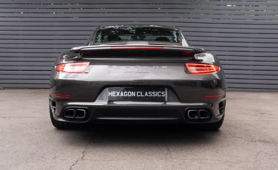 Porsche 911 turbo xoompjrgmstjam2tjtyg0