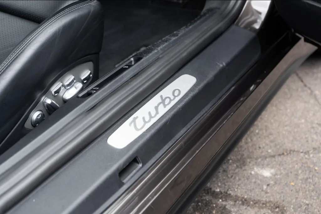 Porsche 911 turbo o6updiyzbn45h6p11zxgp