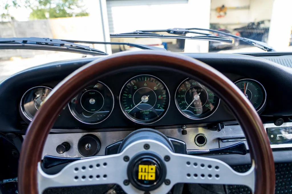 Porsche 912 vgqa8a3ntyjarvmvq a9z