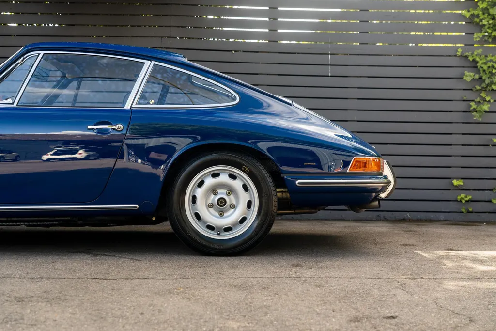 Porsche 912 a7omqcswdowaepaew haf