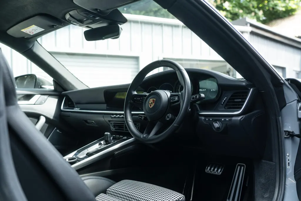 Porsche 911 8oamvt5trpzzxcpdsg8q6