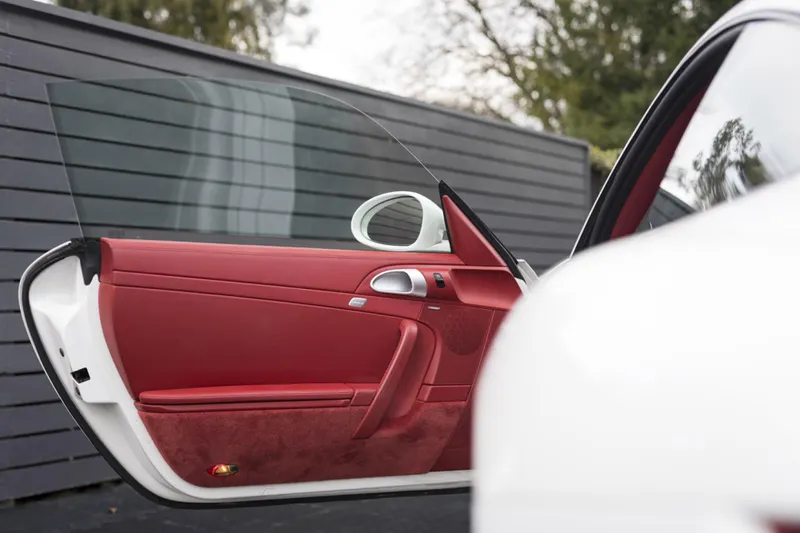 Porsche 911 bg8sfxny2uuhwjeb 54e2