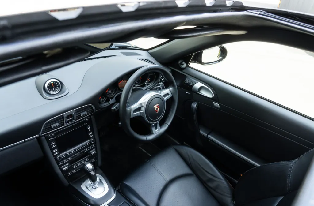 Porsche  997.2 carrera 5 gts  sdoxihybw7bcvug8il8va