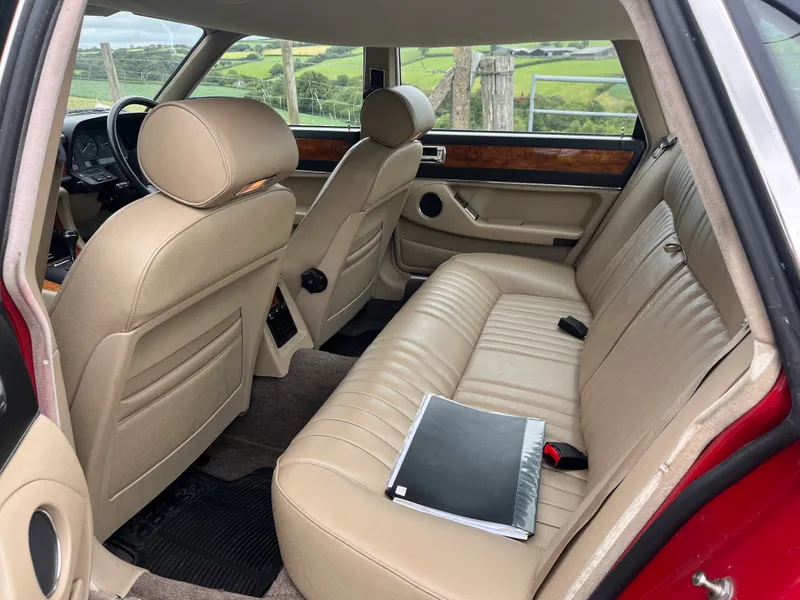 Jaguar xj6 jcjyxtholavqj0j0 5vih