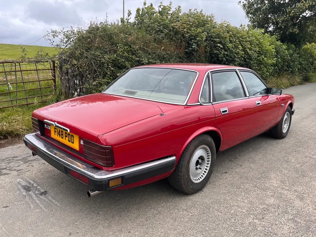 Jaguar xj6 kws8px3ftqpi9bxoy8td8