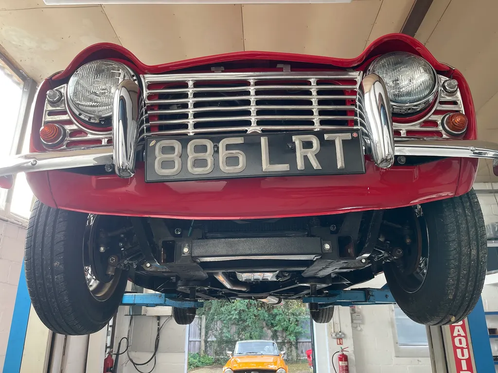 Triumph tr4 9ikr7ahicrtwv ibxqzie