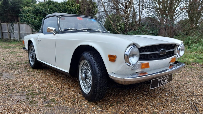 Triumph tr6 lf3ztyrobmy9kaelozbct