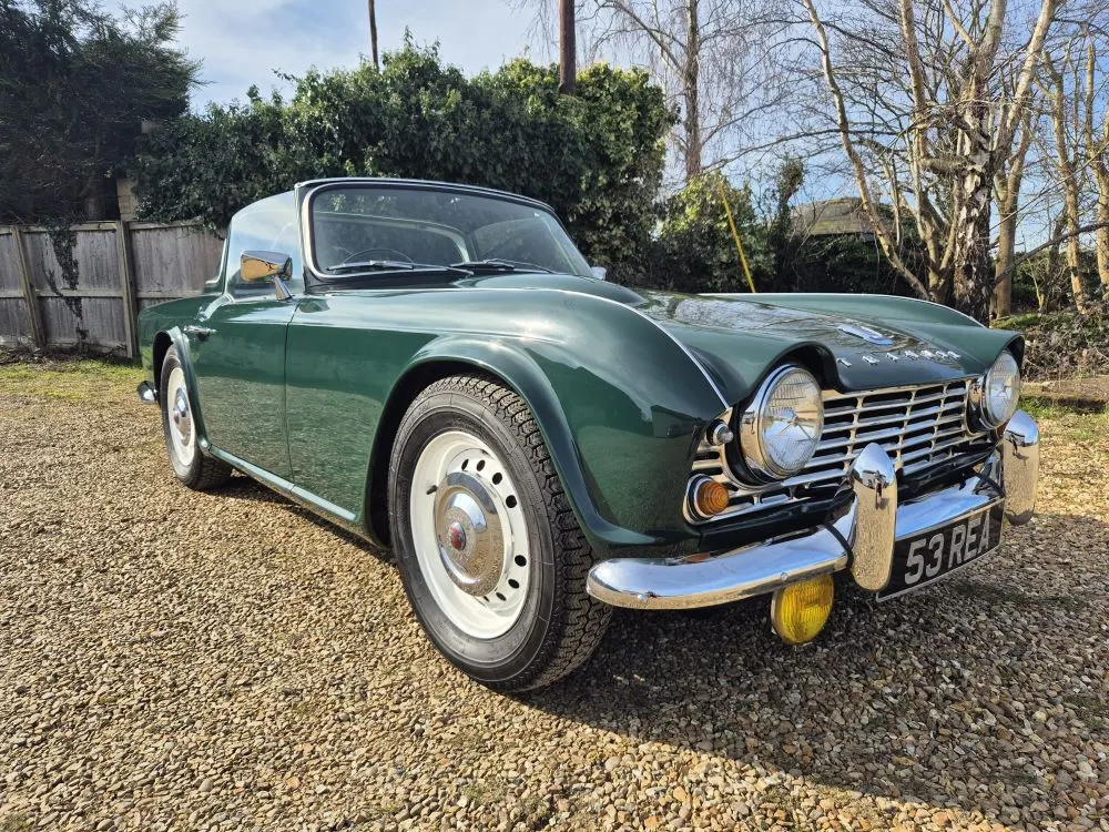 Triumph tr4 u9yakbcsx19xoiekyl3wu