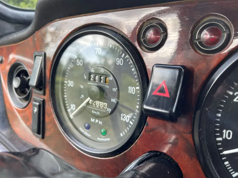 Triumph tr6 mnbeth1hk w01g e1ukhg