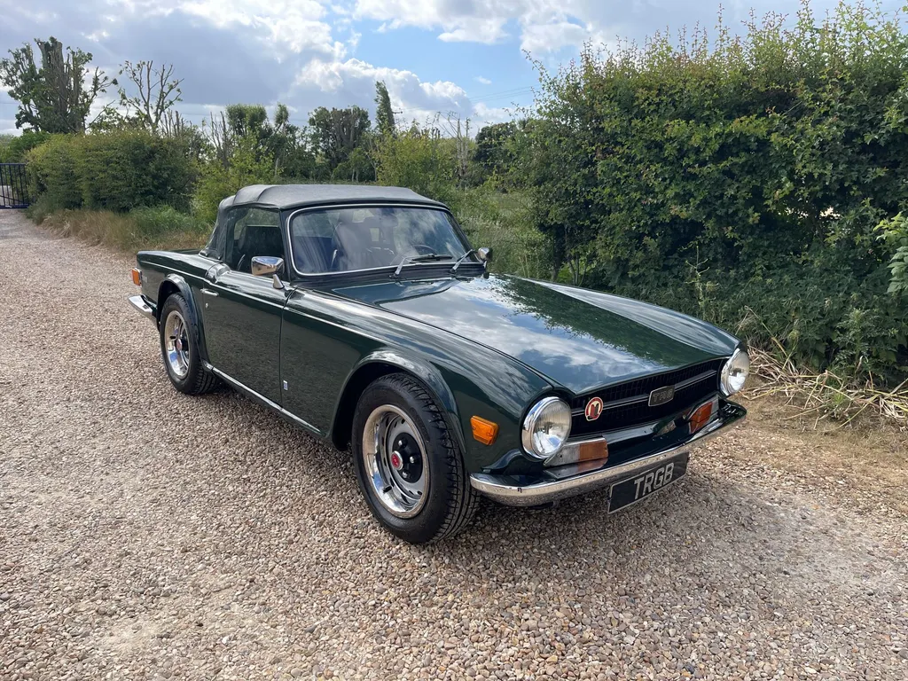 Triumph tr6 u fjzzpoz49irpof7kcjk