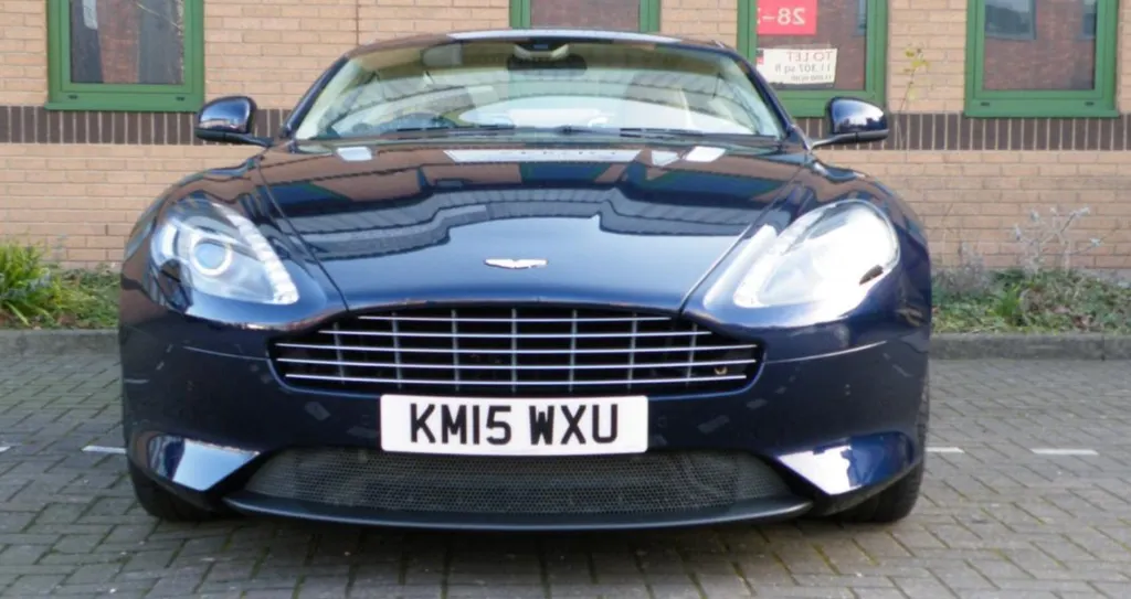 Aston martin db9 wohbkkjxkp6oszuo1pwuq