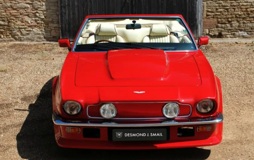 Aston martin v8 vantage voalante zeyabcg2s8zuj70theztu