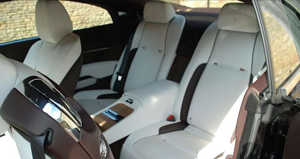 Rolls royce wraith rn9h4cg0z9isbwcxjw2xq