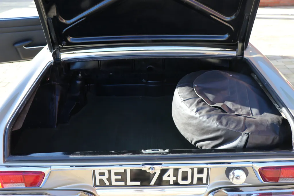 Mercedes benz sl280 30vbfqz cypozcoihykge