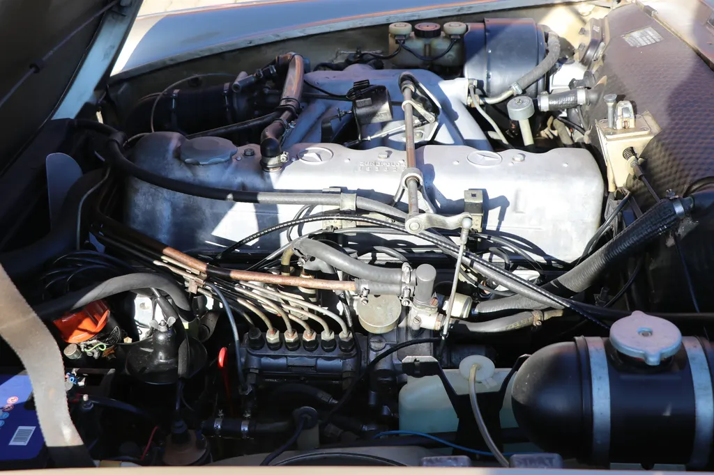 Mercedes benz sl280 acbjtddbzidf6u nvxdtt